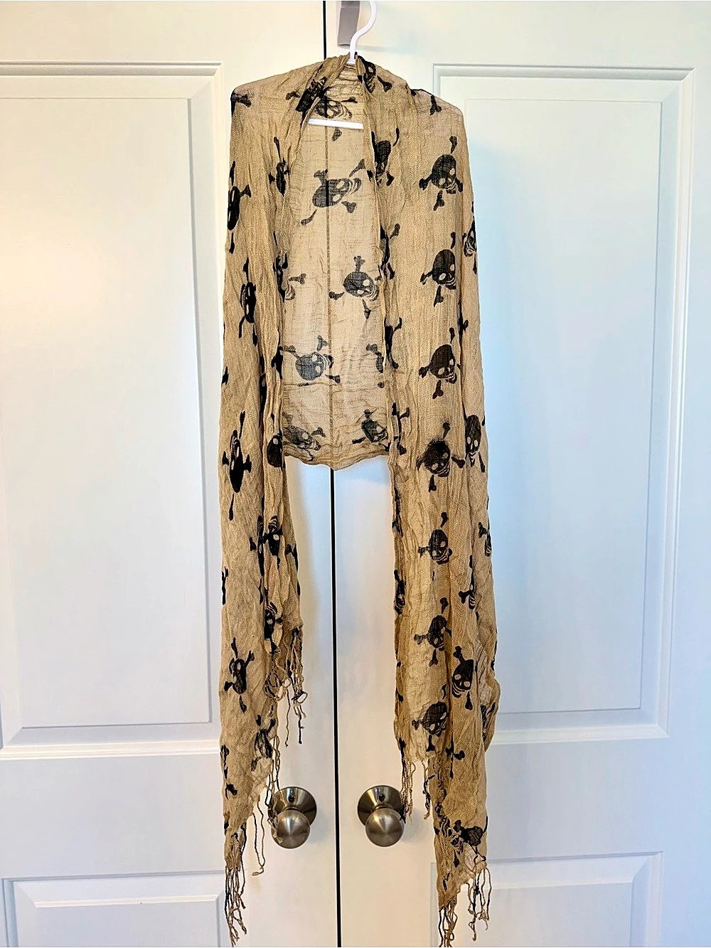 Skull Print Fringe Scarf